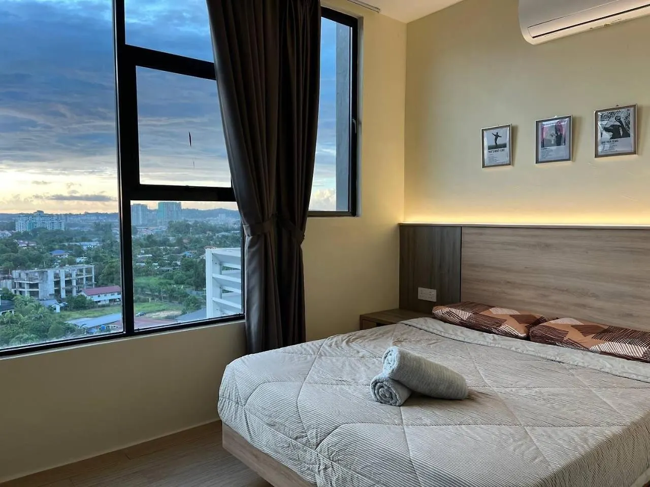 Manhattan Suites, Itcc By The Weeknd Residence - City View كوتا كينابالو