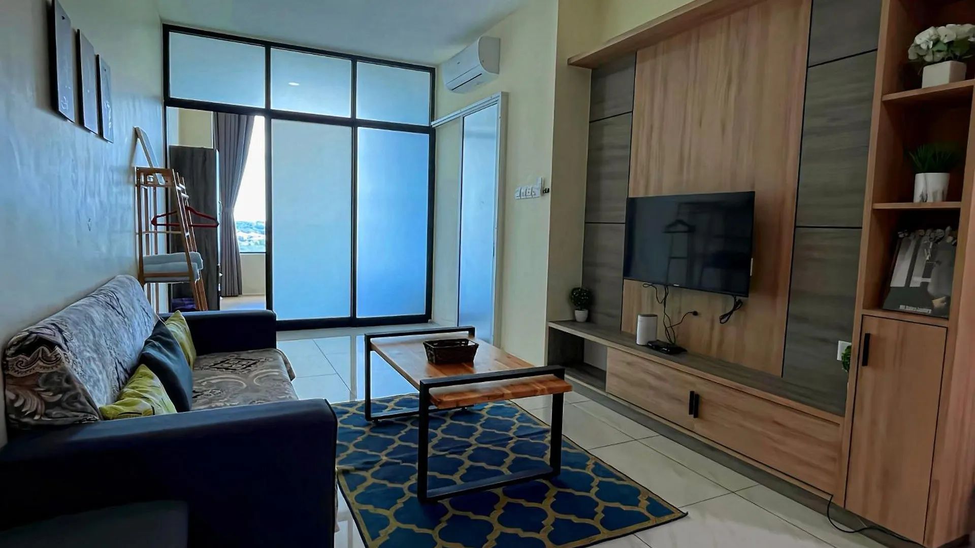 Manhattan Suites, Itcc By The Weeknd Residence - City View كوتا كينابالو شقة